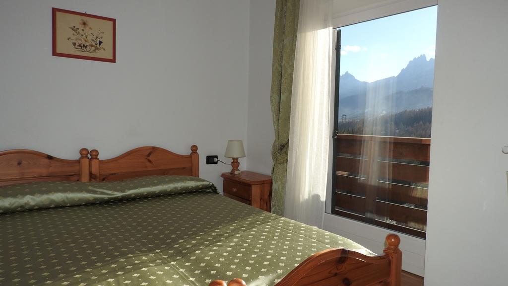 Hotel Des Alpes Cortina dʼAmpezzo Exterior foto